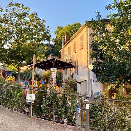 Abelha Hotel Le France Бриве-ла-Гаилларде Экстерьер фото