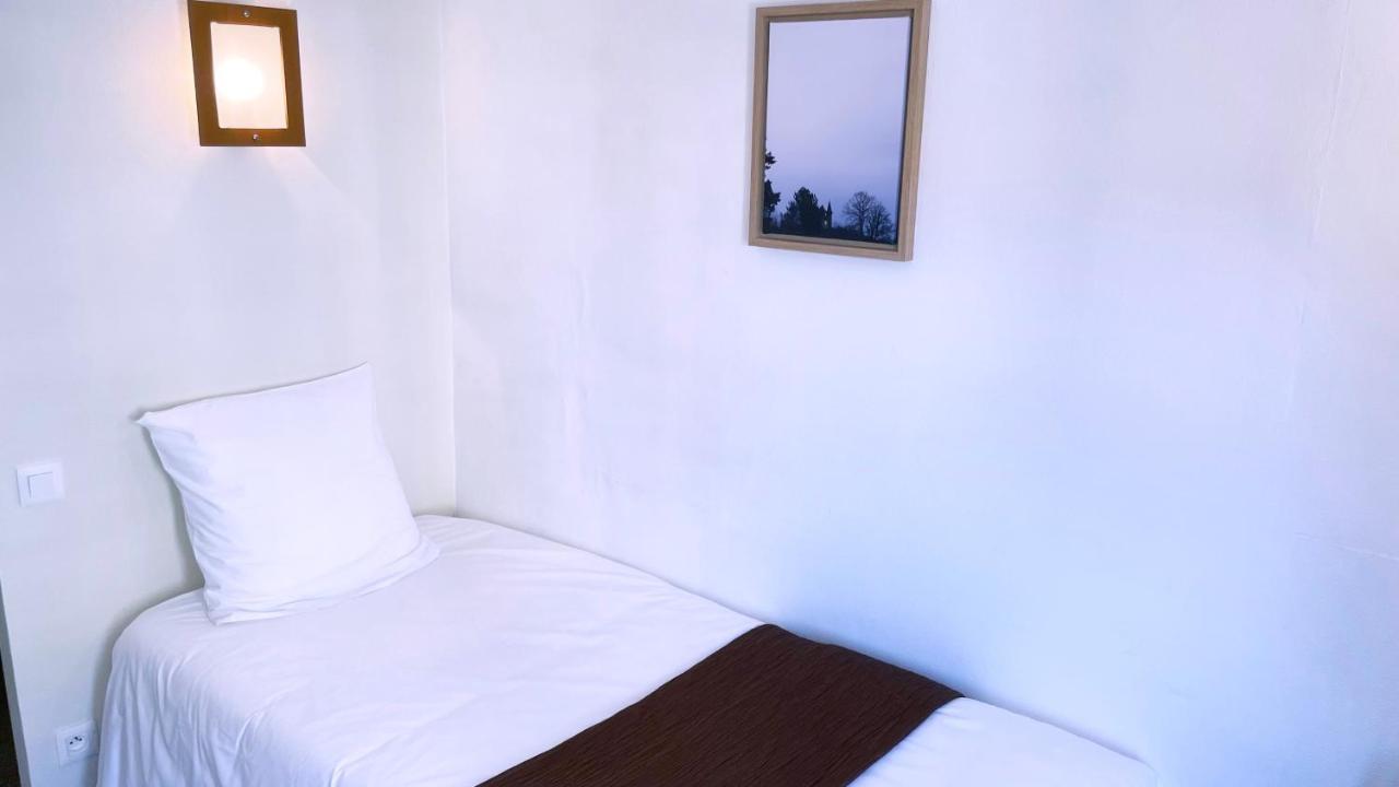 Abelha Hotel Le France Бриве-ла-Гаилларде Экстерьер фото