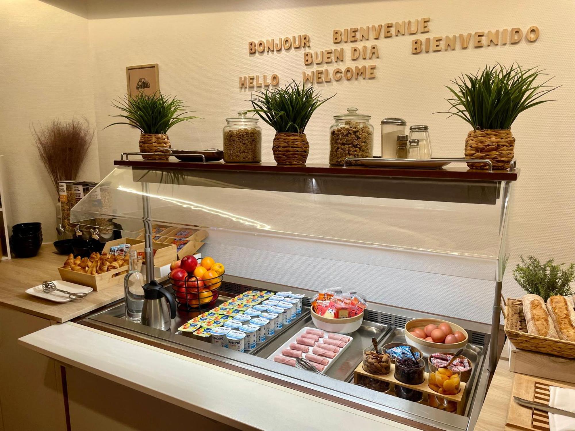 Abelha Hotel Le France Бриве-ла-Гаилларде Экстерьер фото